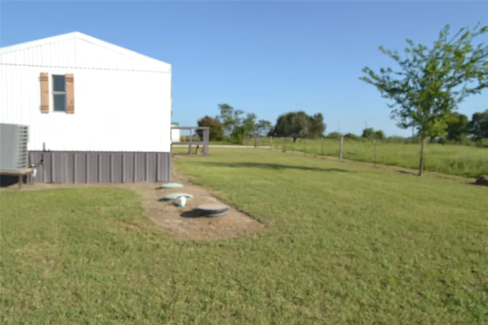 5893 SE County Road 2050 Corsicana, TX 75109
