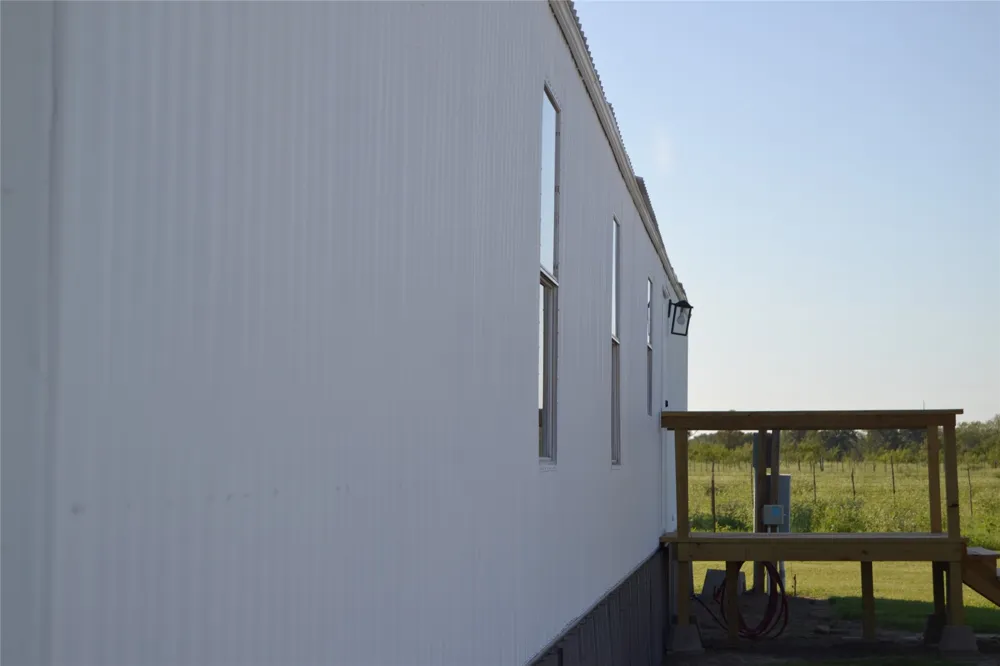 5893 SE County Road 2050 Corsicana, TX 75109