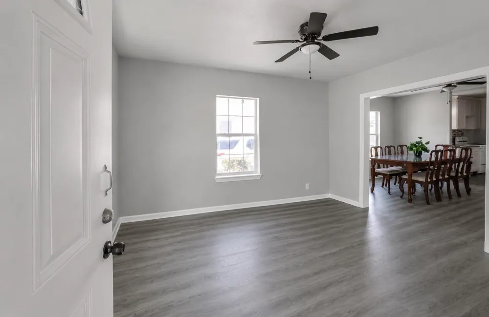 220 Engel Street Houston, TX 77011