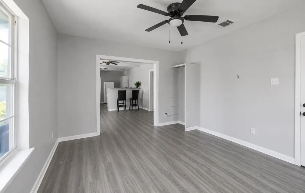 220 Engel Street Houston, TX 77011
