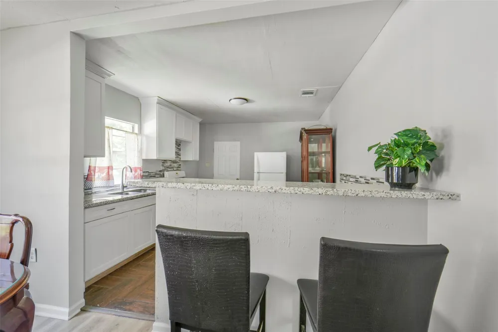 220 Engel Street Houston, TX 77011