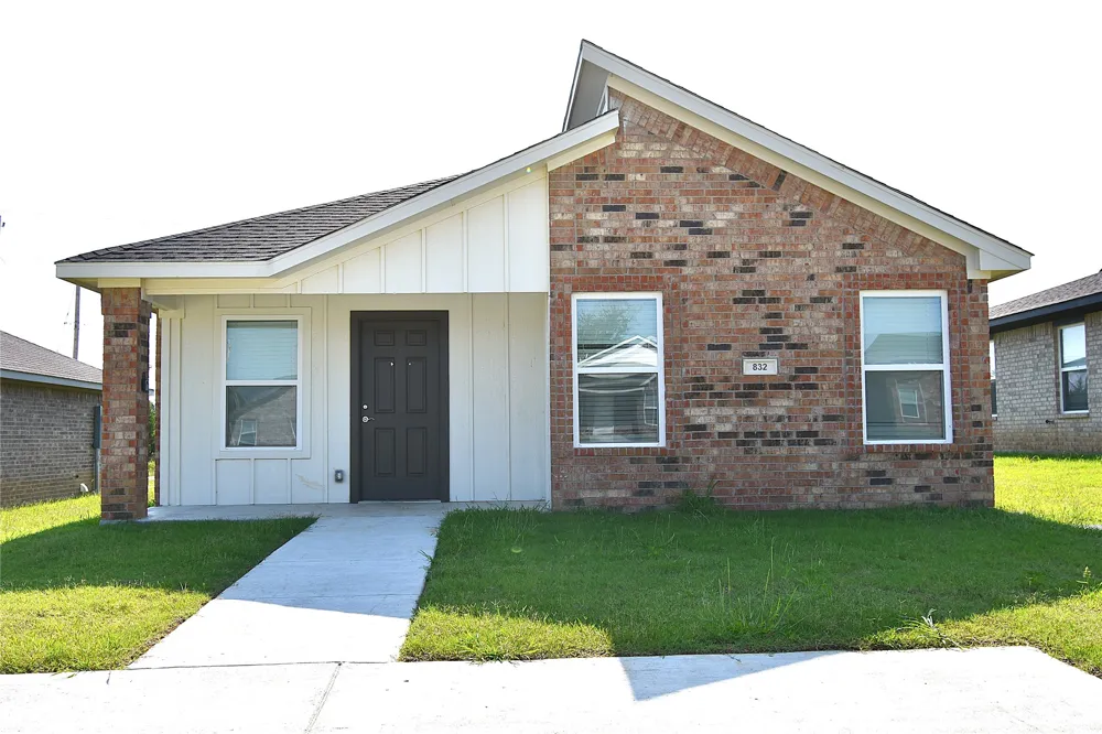 832 Elm Street Seminole, OK 74868