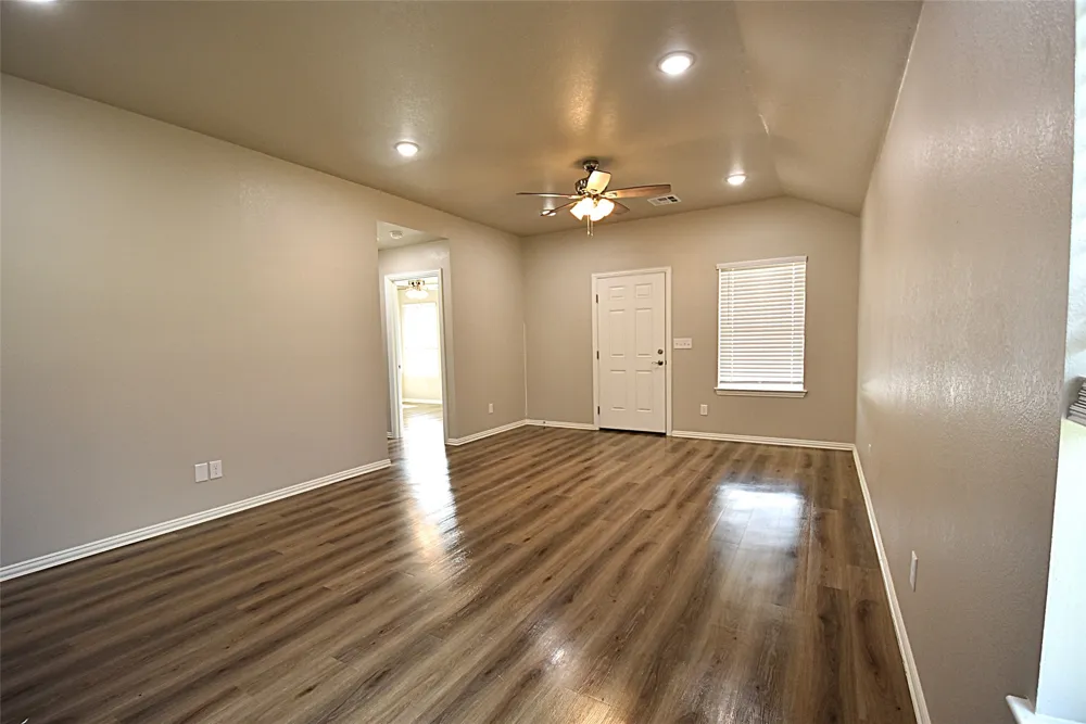 832 Elm Street Seminole, OK 74868