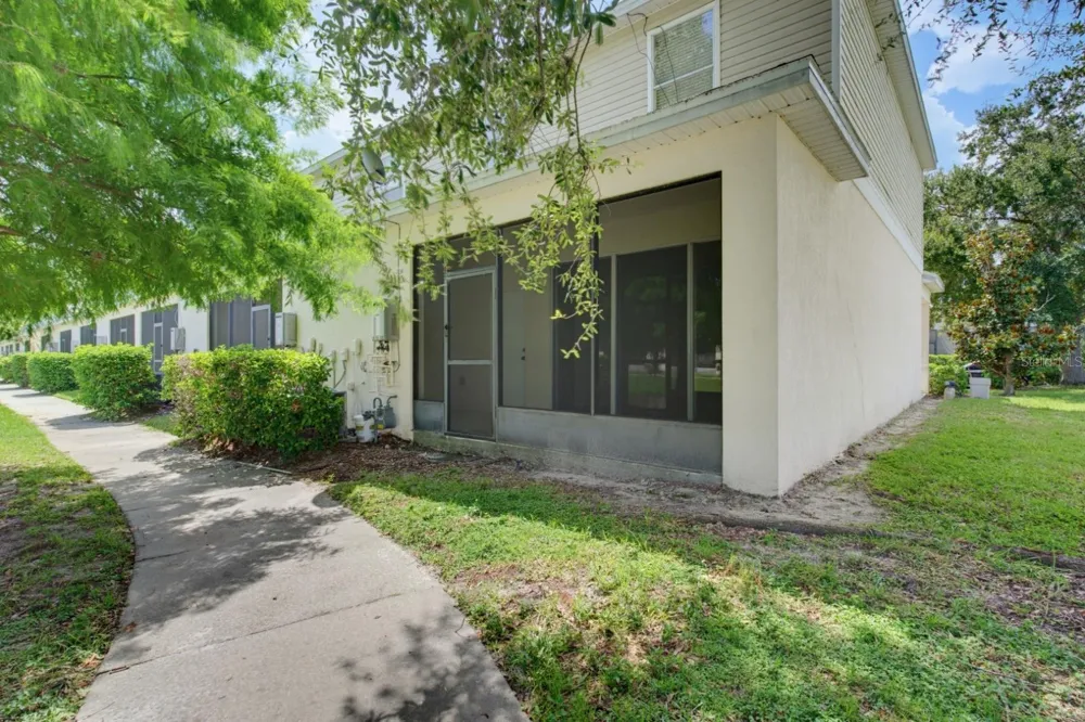 4997 TOWN TERRACE S Kissimmee, FL 34758