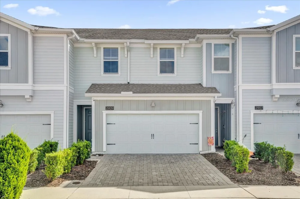 2909 THEME STREET Kissimmee, FL 34746