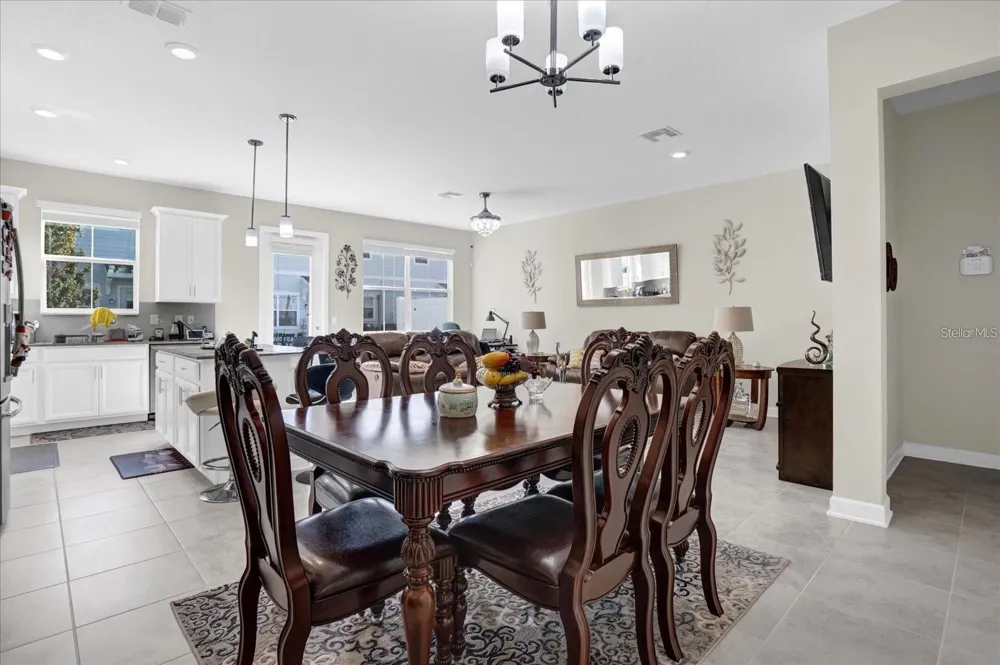 2909 THEME STREET Kissimmee, FL 34746