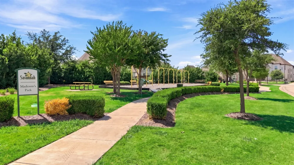 1317 Mary Horn Drive Aubrey, TX 76227