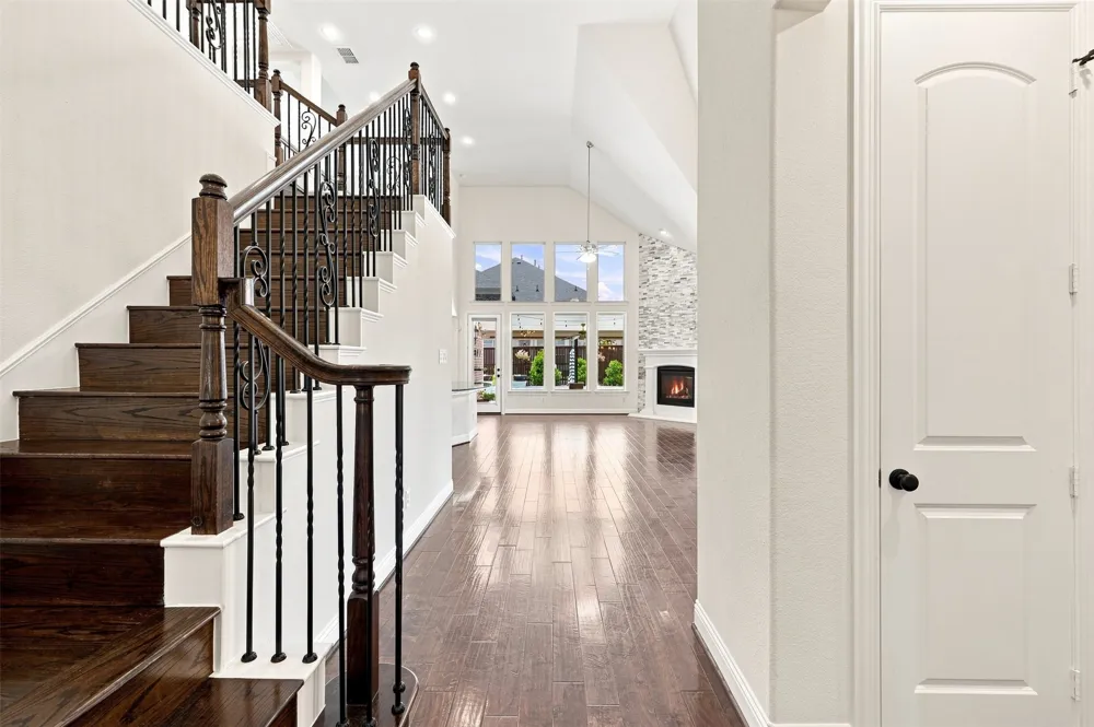 1317 Mary Horn Drive Aubrey, TX 76227