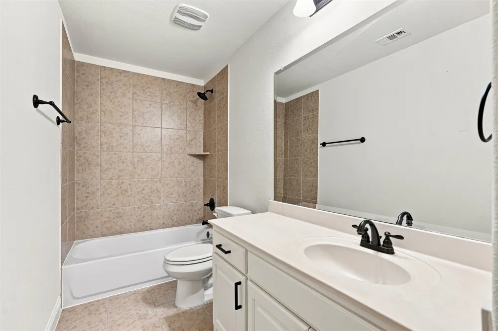 1317 Mary Horn Drive Aubrey, TX 76227