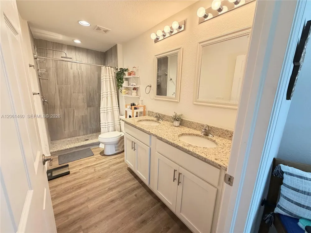 3006 Base Ct La Belle, FL 33935