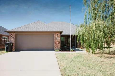 841 Annas Way