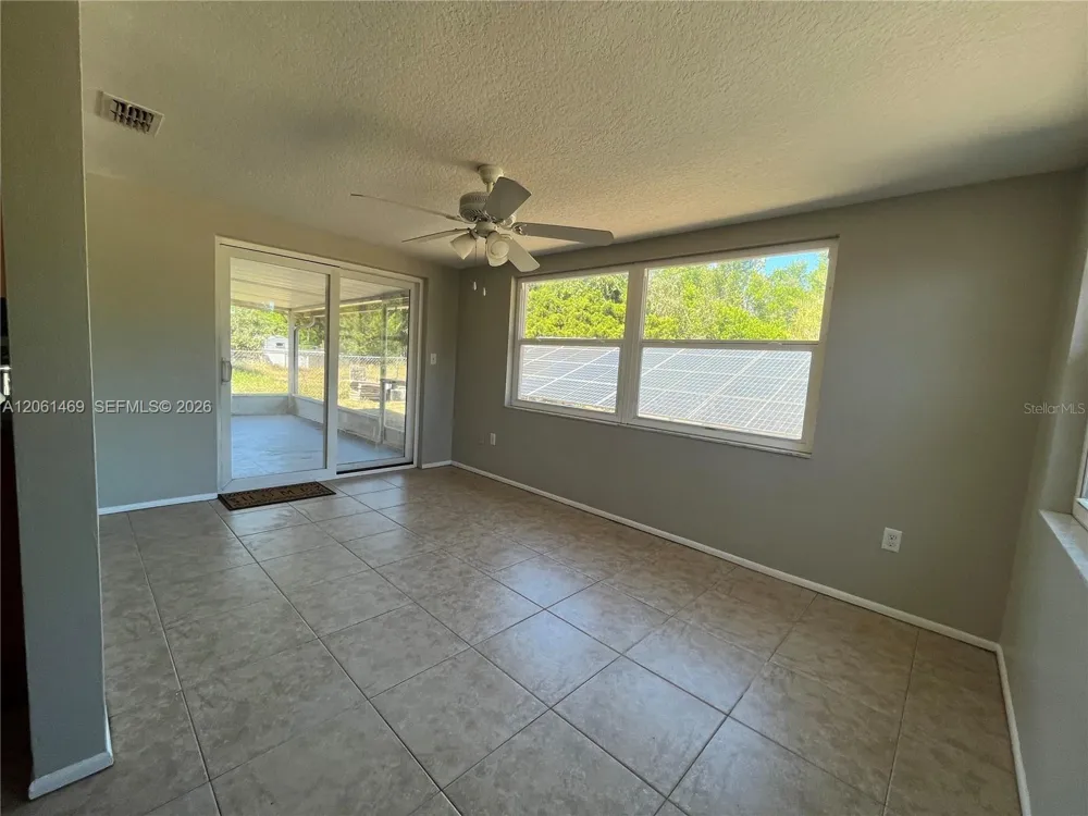 7407 UNIVERSITY DRIVE Hudson, FL 34667