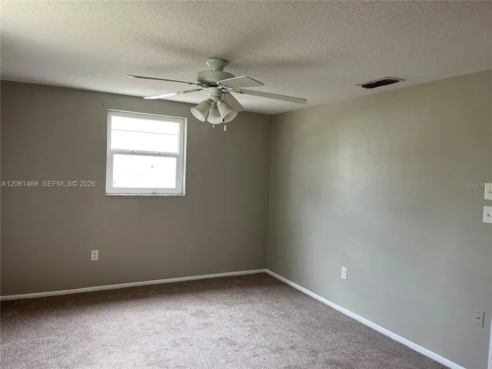 7407 UNIVERSITY DRIVE Hudson, FL 34667