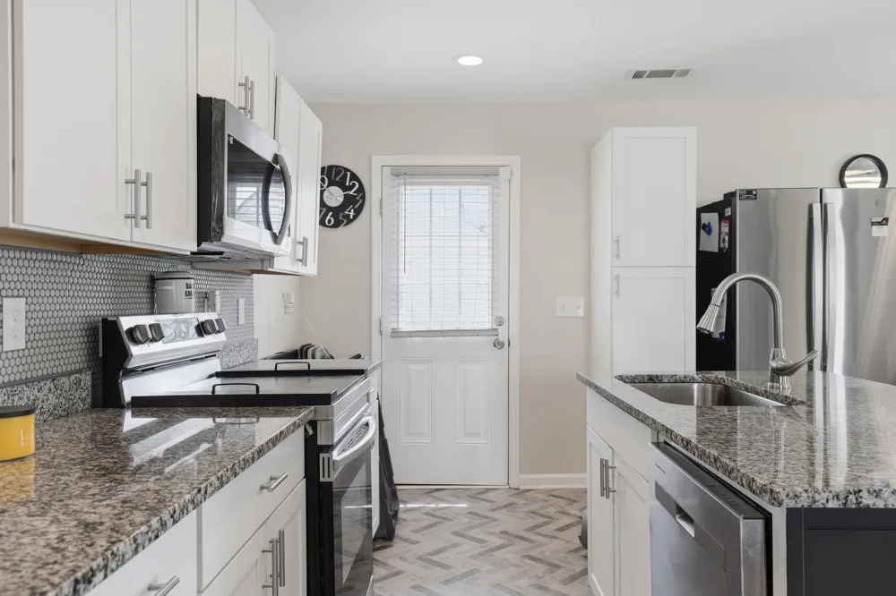 738 Belfast St Lewisburg, TN 37091