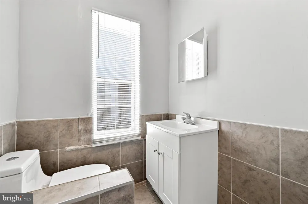 1723 53RD STREET Philadelphia, PA 19131