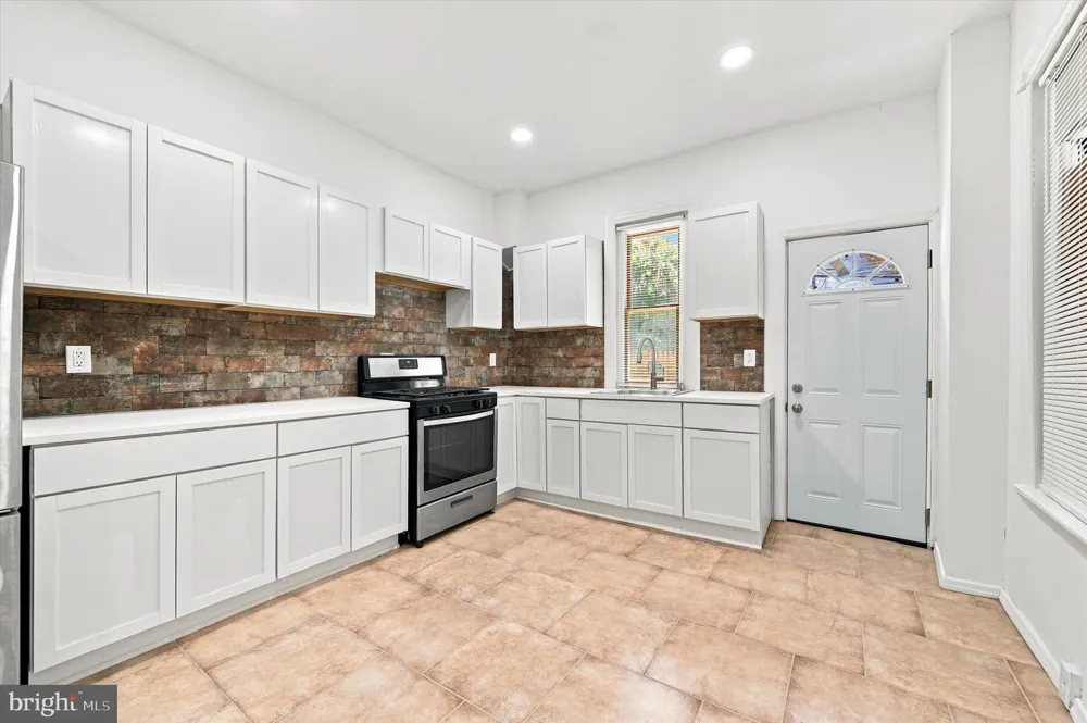 1723 53RD STREET Philadelphia, PA 19131