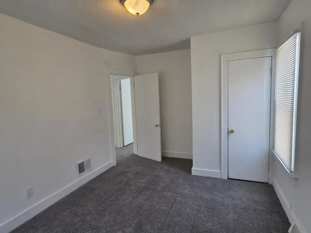 15757 Pinehurst Street Detroit, MI 48238