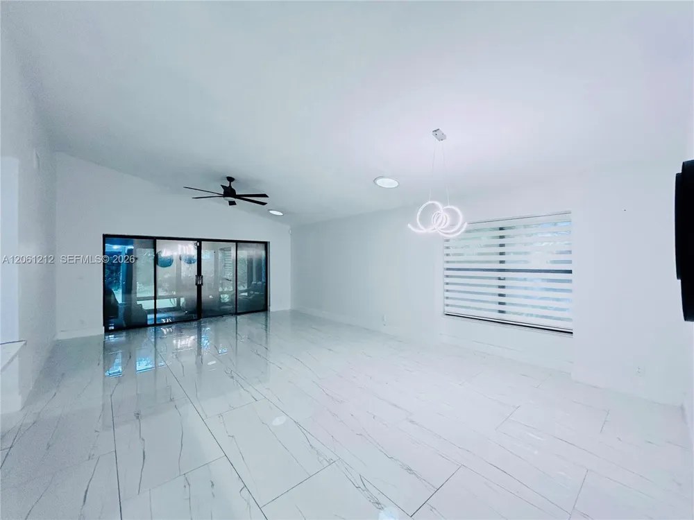 2560 Calamondin Cir Coconut Creek, FL 33063