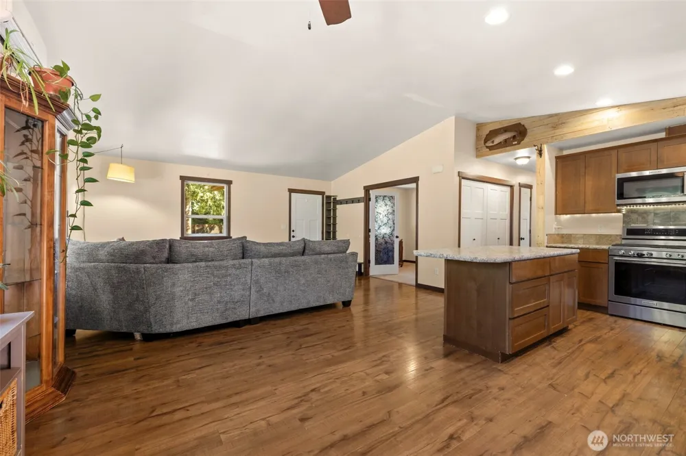 44303 Pine Road Gold Bar, WA 98251