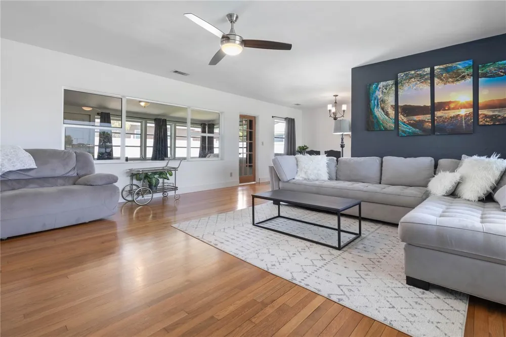 504 RIVERSIDE DRIVE Holly Hill, FL 32117