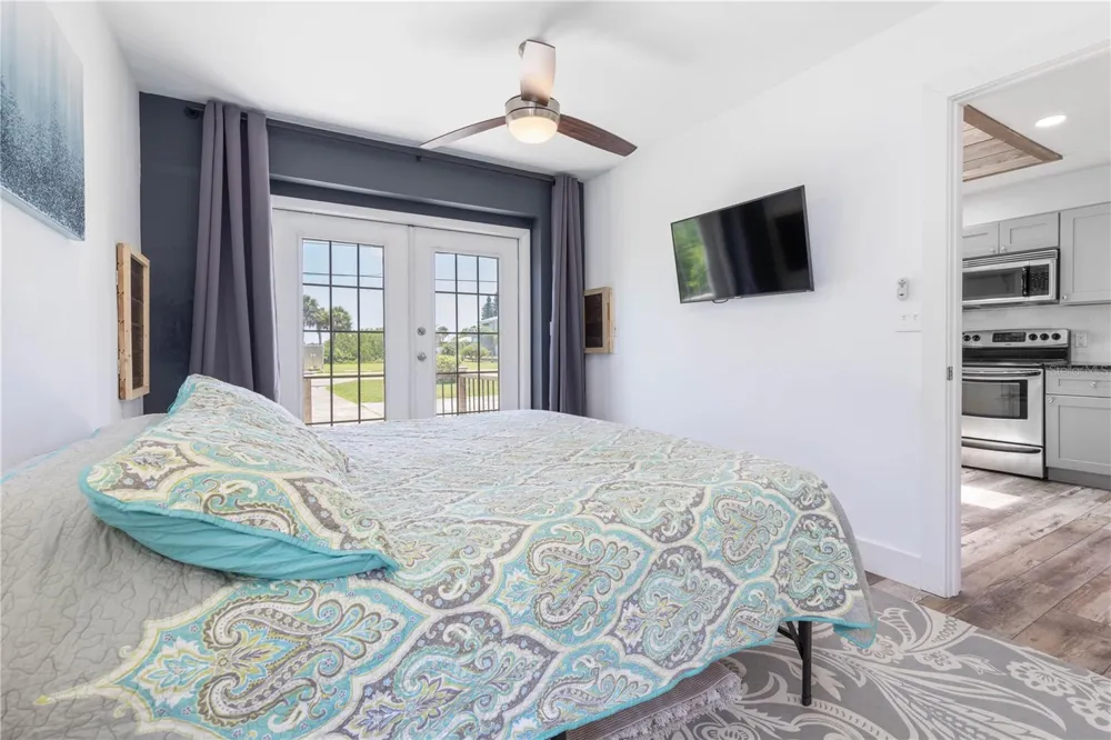 504 RIVERSIDE DRIVE Holly Hill, FL 32117