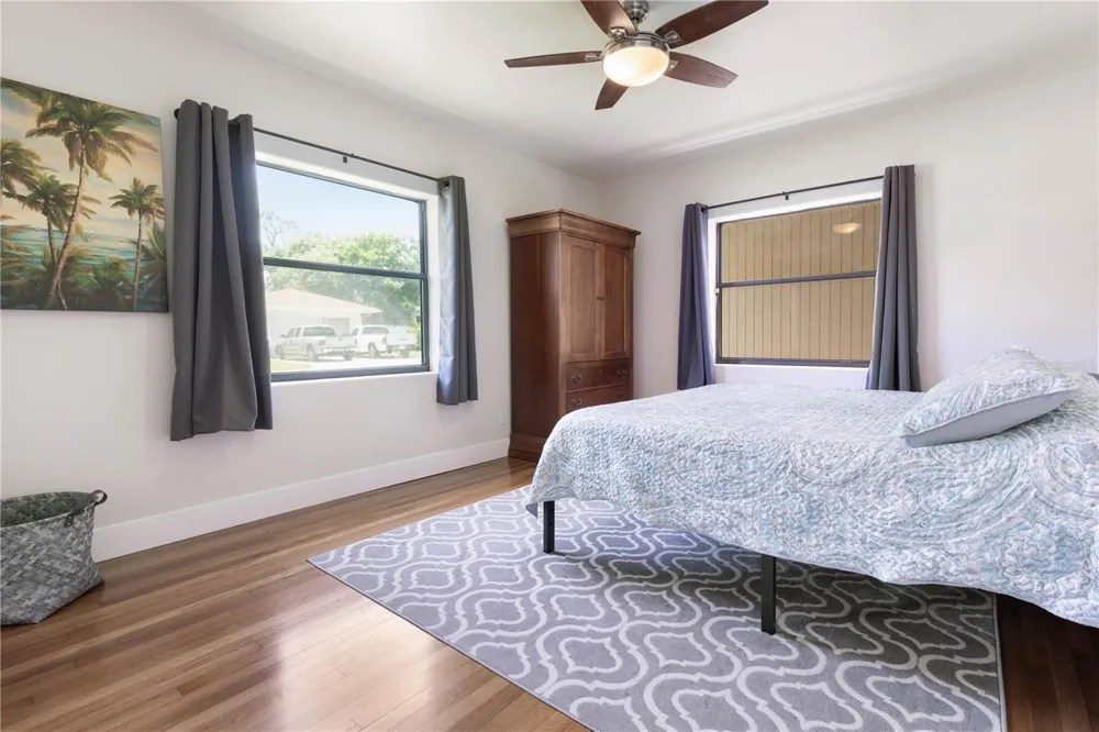 504 RIVERSIDE DRIVE Holly Hill, FL 32117