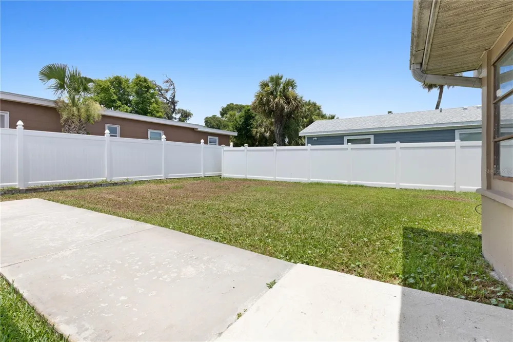 504 RIVERSIDE DRIVE Holly Hill, FL 32117