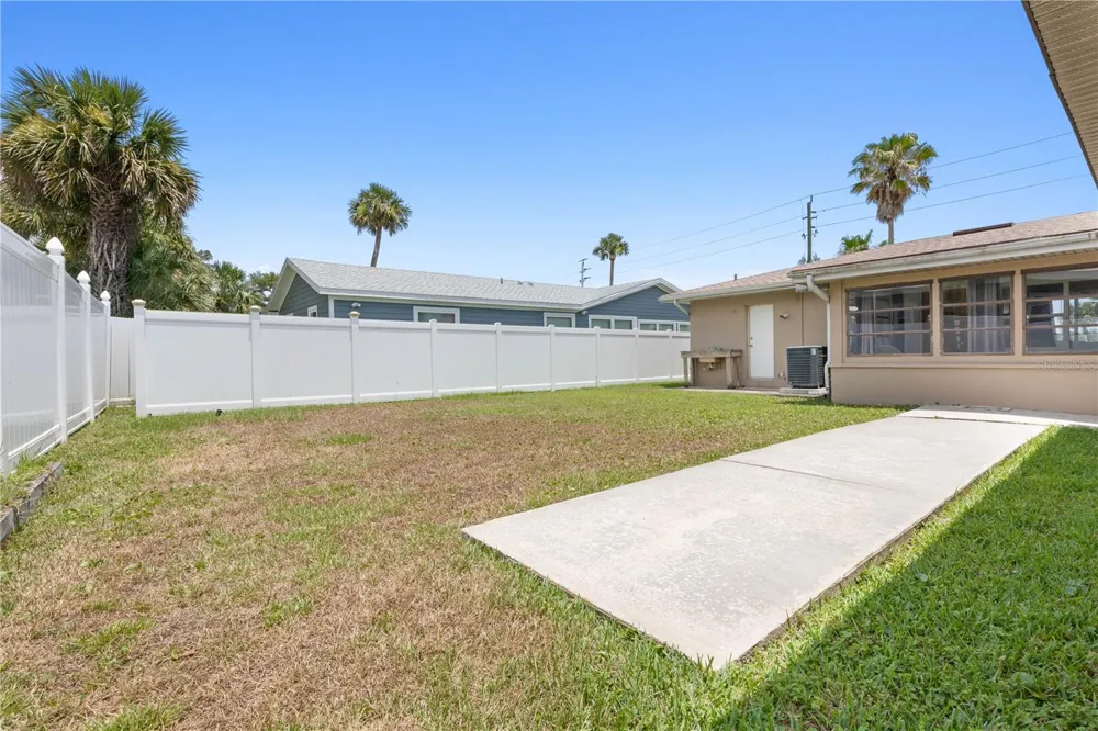 504 RIVERSIDE DRIVE Holly Hill, FL 32117