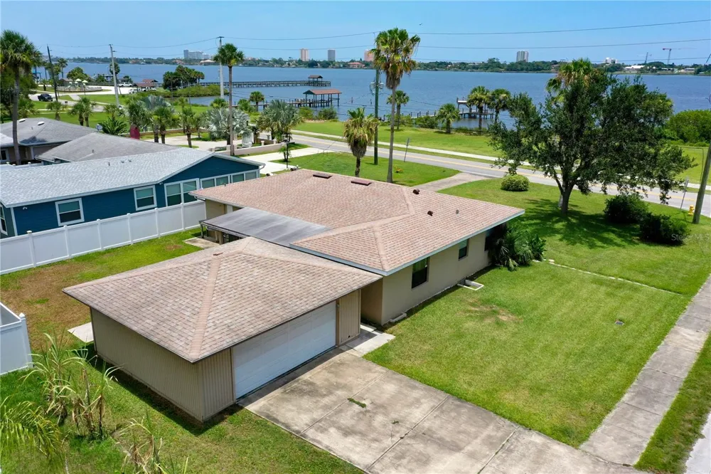 504 RIVERSIDE DRIVE Holly Hill, FL 32117