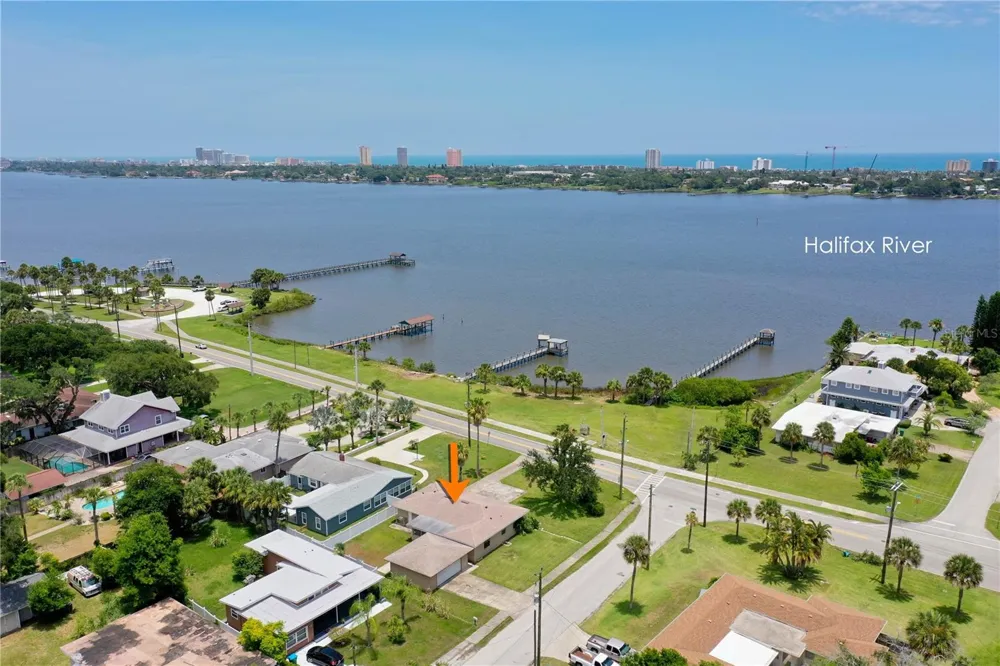 504 RIVERSIDE DRIVE Holly Hill, FL 32117