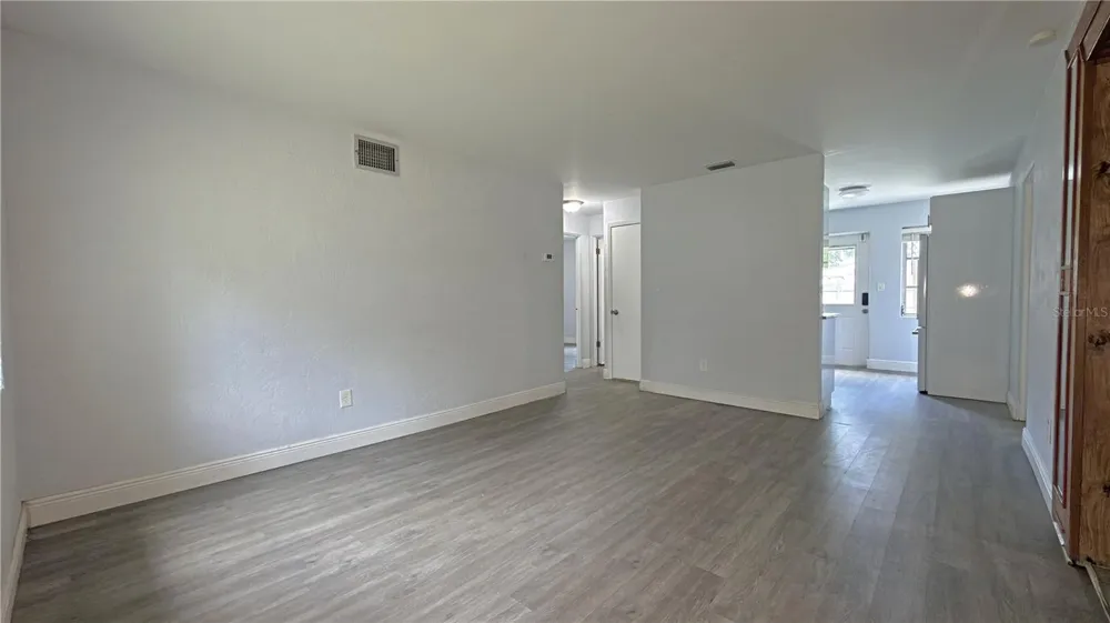 126 PALM DRIVE Daytona Beach, FL 32117