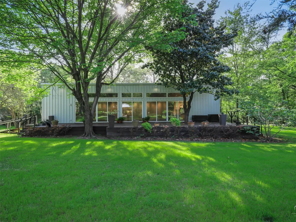 2769 RS County Road 3160 Emory, TX 75440