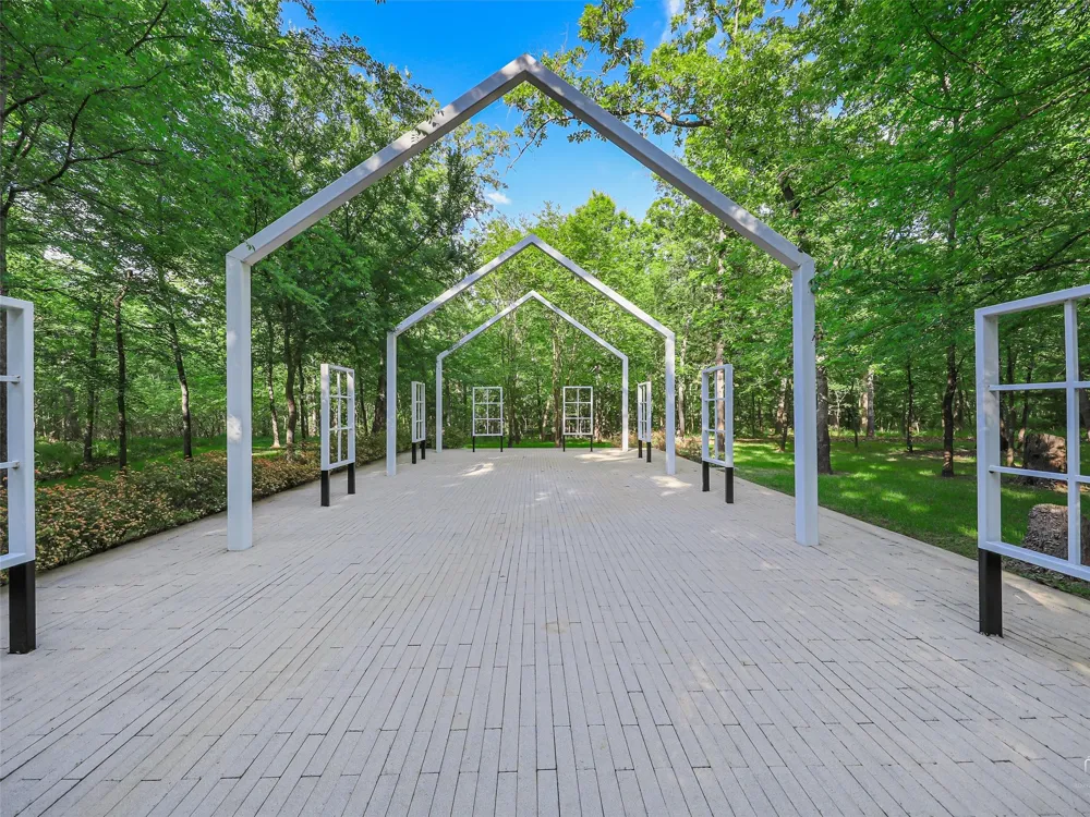 2769 RS County Road 3160 Emory, TX 75440