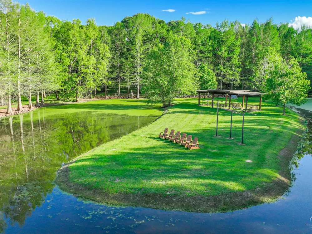 2769 RS County Road 3160 Emory, TX 75440