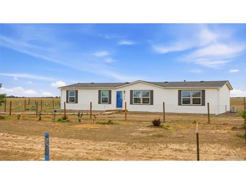 7498 Highway 52