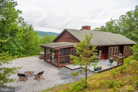 459 KODIAK COURT