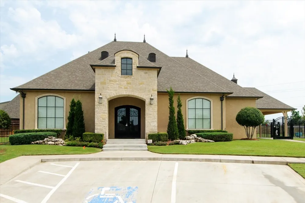9669 E 107th Street Tulsa, OK 74133