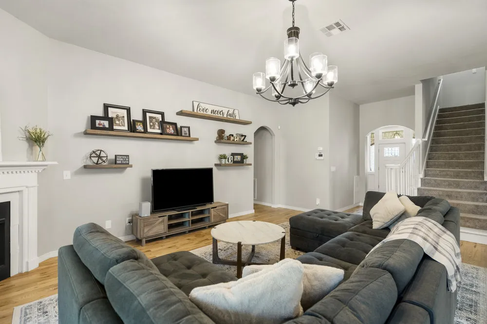 7923 S 92nd East Court Tulsa, OK 74133