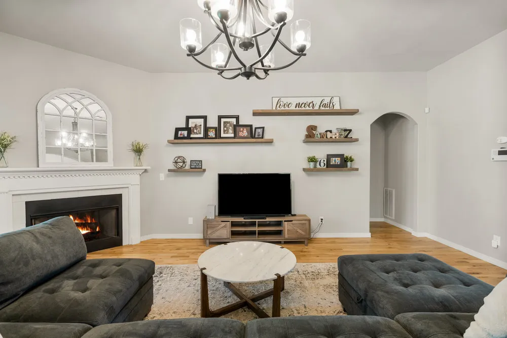 7923 S 92nd East Court Tulsa, OK 74133