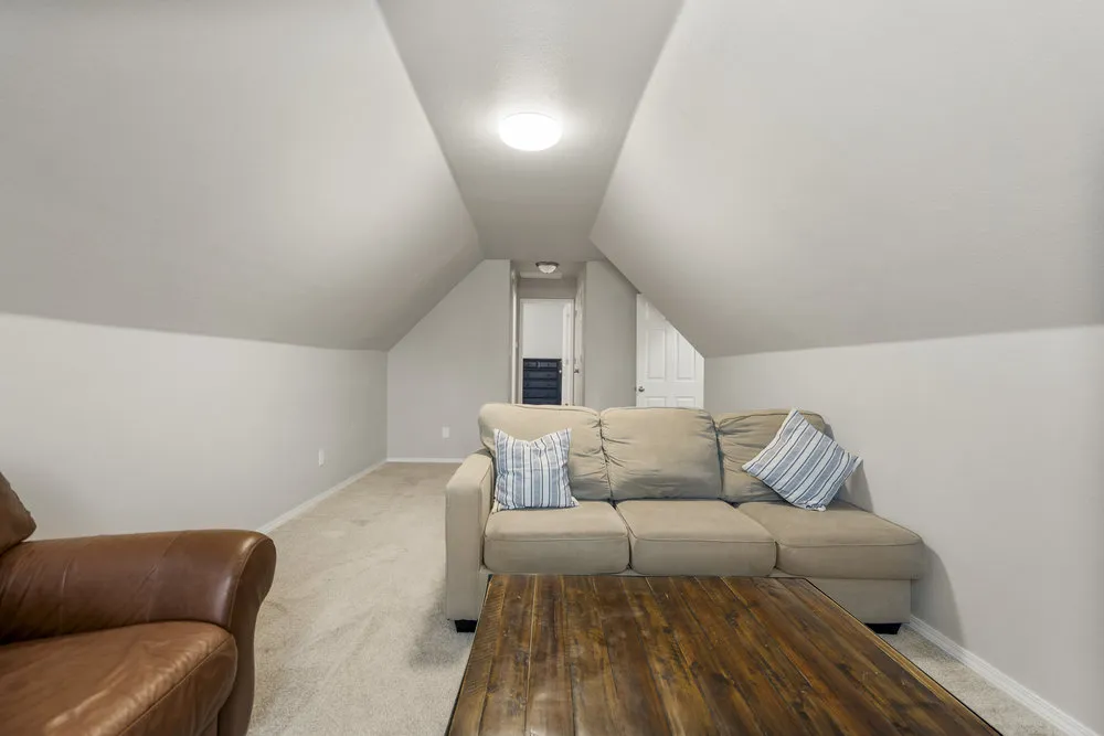 7923 S 92nd East Court Tulsa, OK 74133
