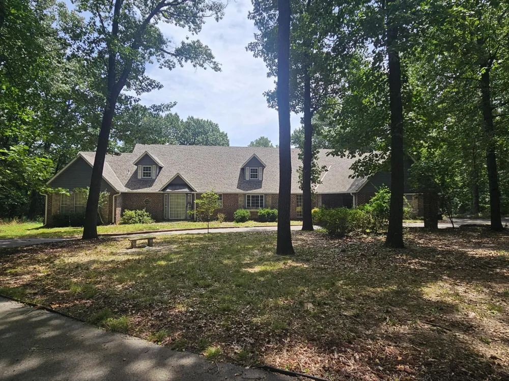 1403 Maple Avenue Sand Springs, OK 74063