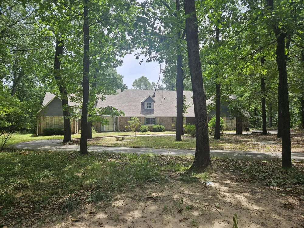 1403 Maple Avenue Sand Springs, OK 74063