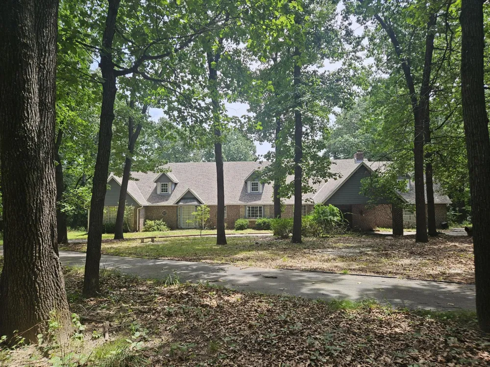 1403 Maple Avenue Sand Springs, OK 74063