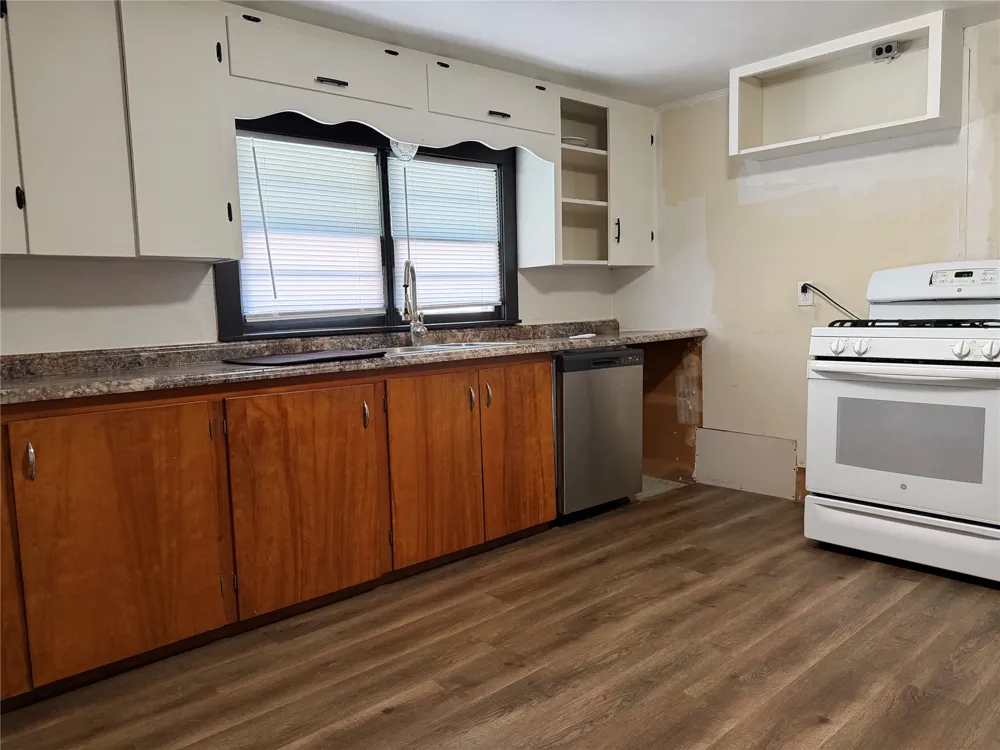 1319 E Modoc Avenue Nowata, OK 74048