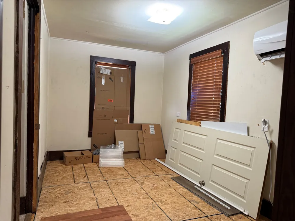 1319 E Modoc Avenue Nowata, OK 74048