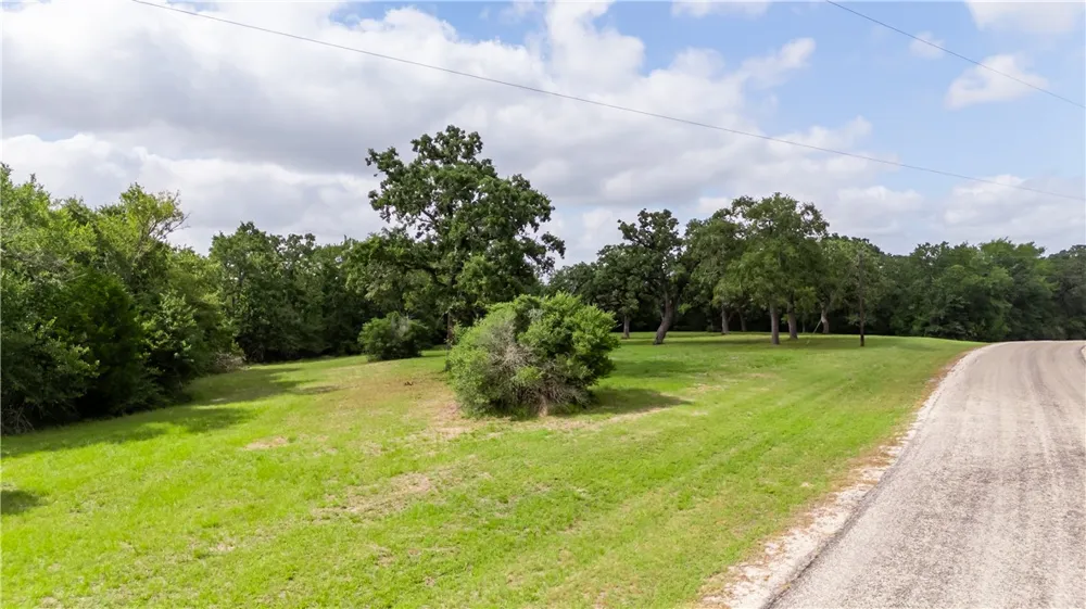 5709 Shellbournes Hill College Station, TX 77845