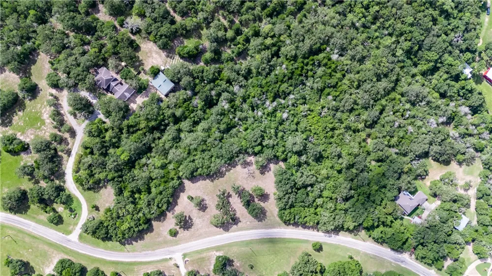 5709 Shellbournes Hill College Station, TX 77845