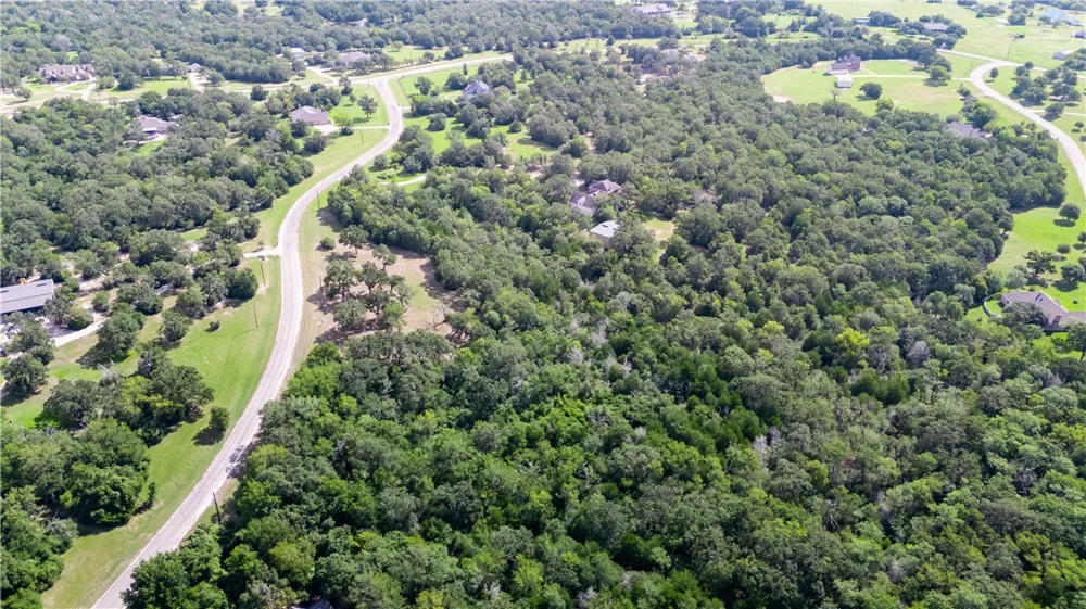 5709 Shellbournes Hill College Station, TX 77845
