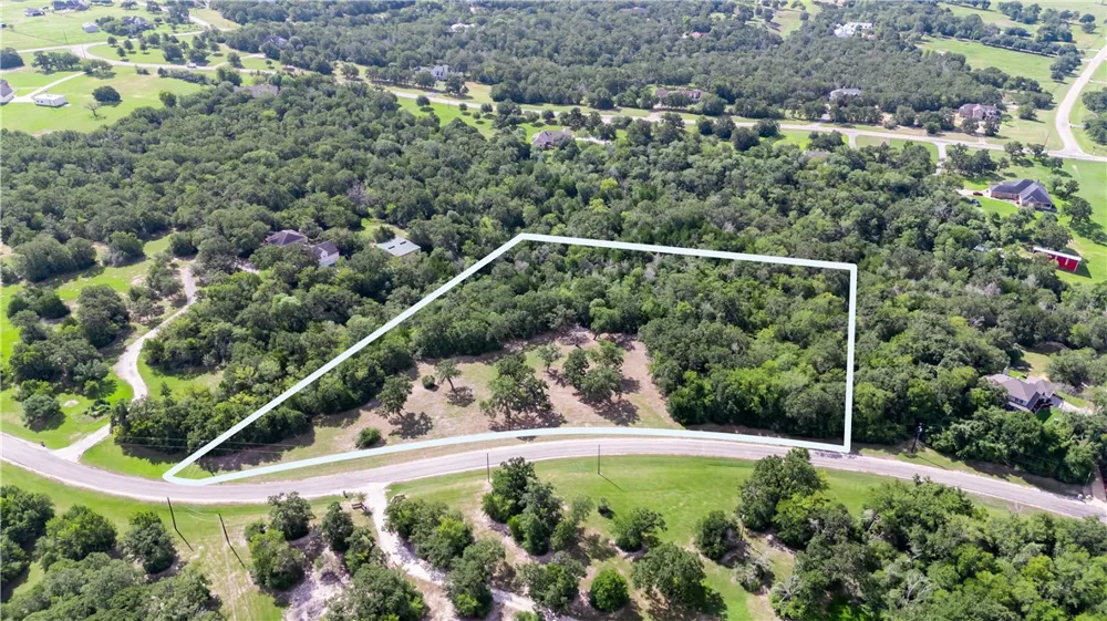 5709 Shellbournes Hill College Station, TX 77845