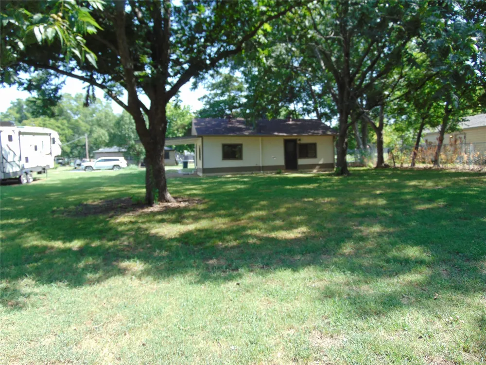 306 Creek Marietta, OK 73448